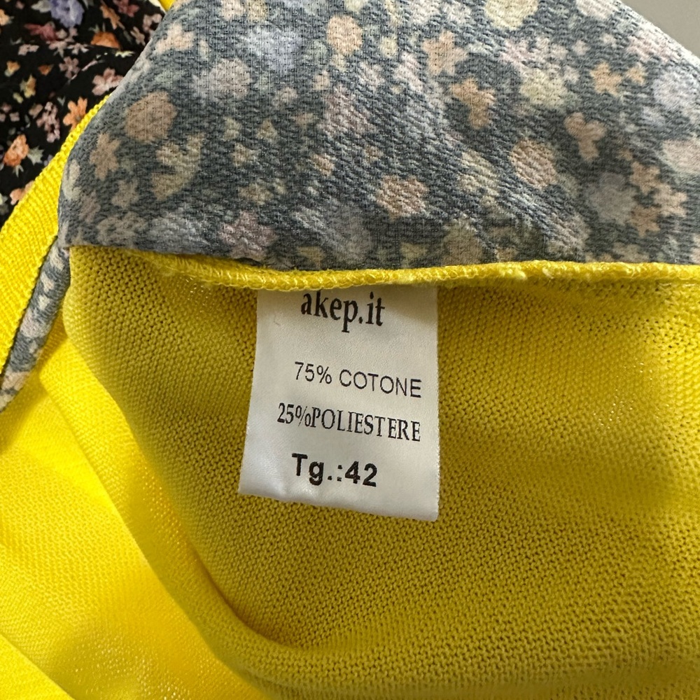 Yellow Shirt Top - Picture 3 of 4